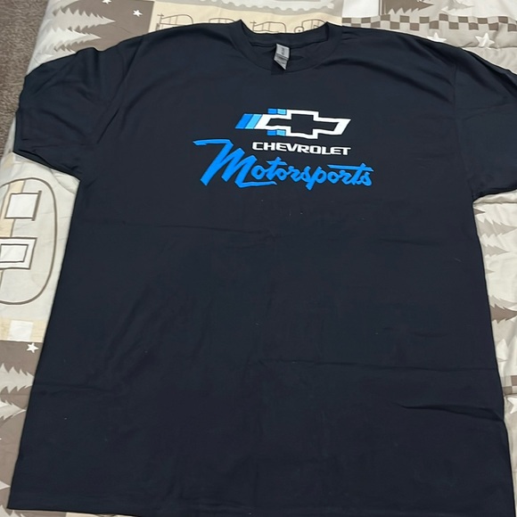 Gildan size XL Chevrolet Tshirt - Picture 1 of 3